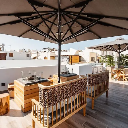 ホテル Legato Naxos City