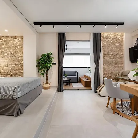 ホテル Legato Naxos City