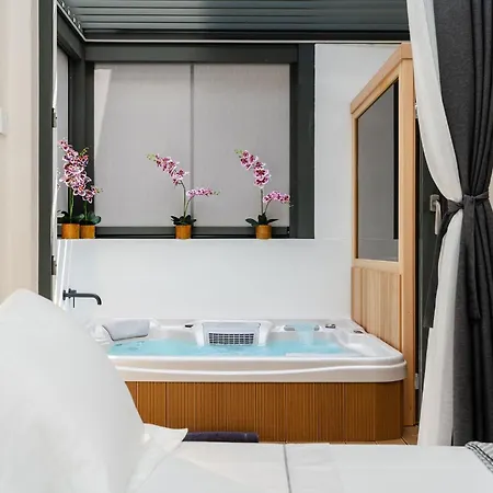 Hotel Legato